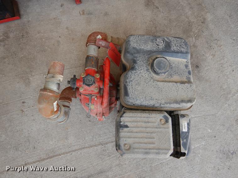 image for item EN9214 (2) Briggs & Stratton Vanguard water pumps