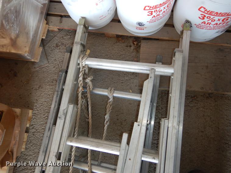 image for item EN9217 (3) ladders