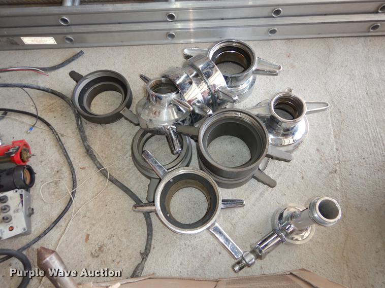 image for item EN9218 Larkin fire hose coupler