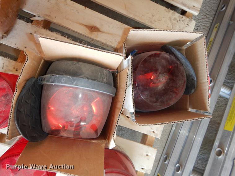 image for item EN9221 (5) strobe lights