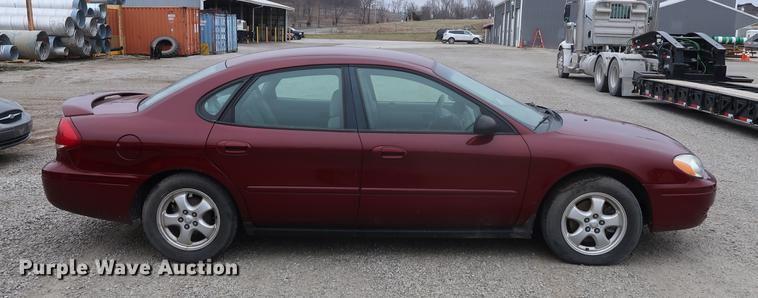 image for item EP9292 2006 Ford Taurus SE