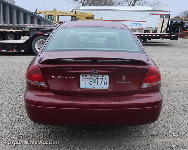 image for item EP9292 2006 Ford Taurus SE