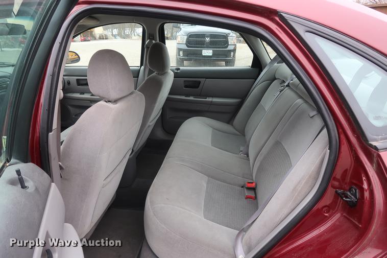 image for item EP9292 2006 Ford Taurus SE