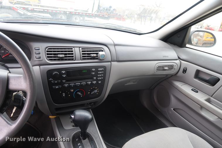 image for item EP9292 2006 Ford Taurus SE