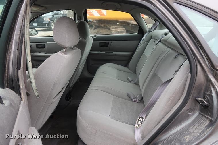 image for item EP9293 2003 Ford Taurus SES