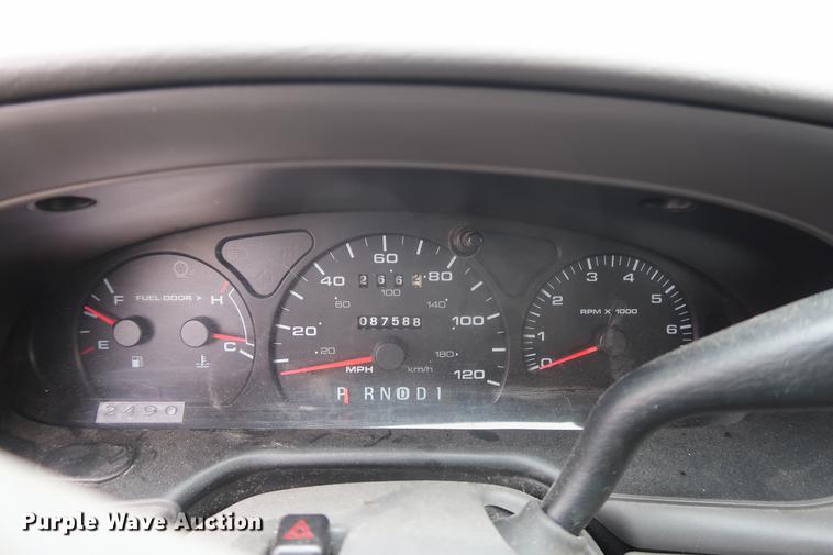 image for item EP9293 2003 Ford Taurus SES