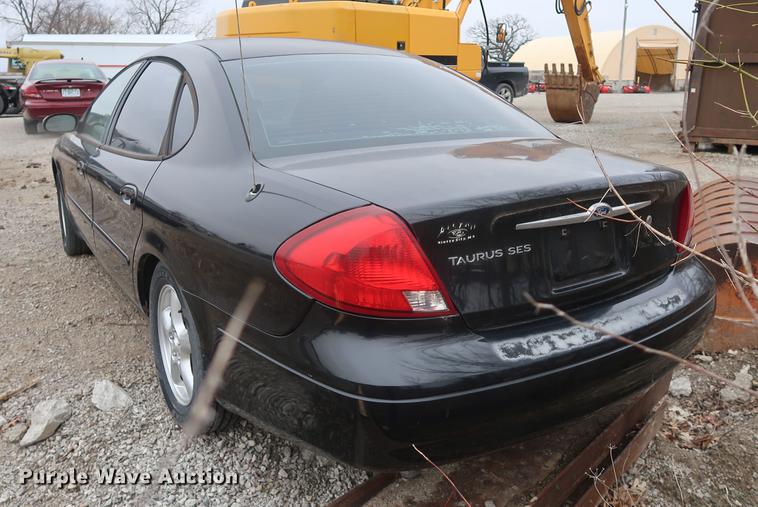 image for item EP9294 2003 Ford Taurus SES
