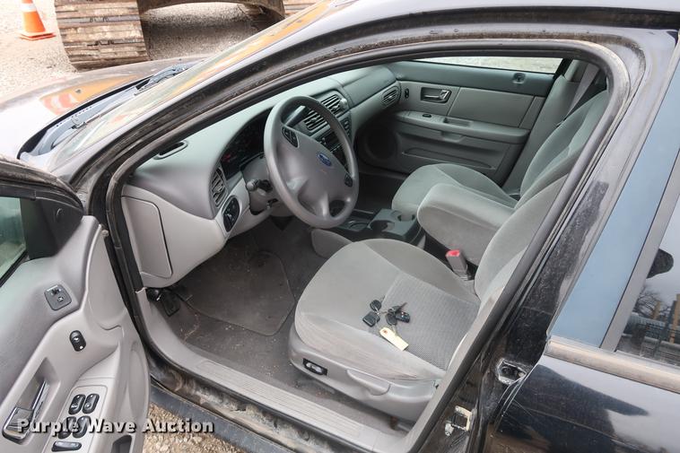 image for item EP9294 2003 Ford Taurus SES