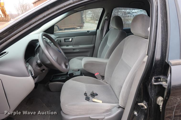 image for item EP9294 2003 Ford Taurus SES