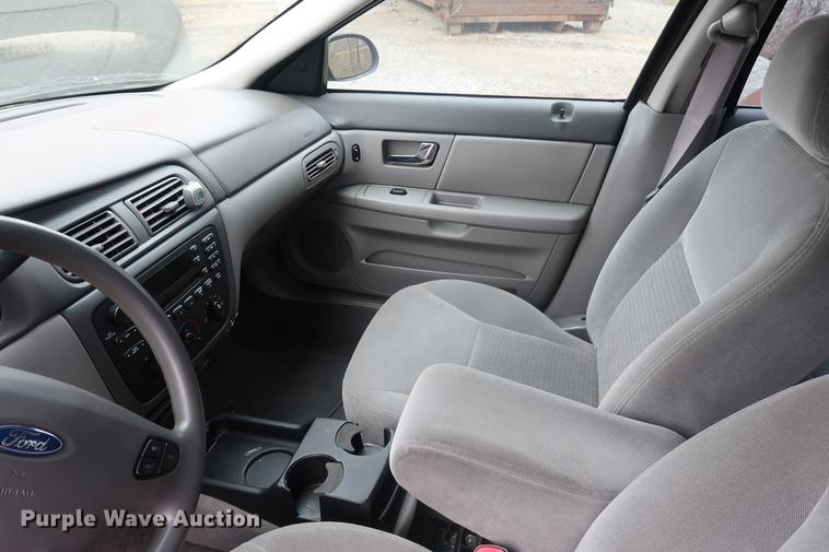 image for item EP9294 2003 Ford Taurus SES