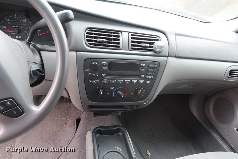 image for item EP9294 2003 Ford Taurus SES