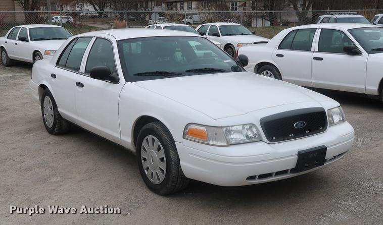 image for item EP9296 2011 Ford Crown Victoria Police Interceptor
