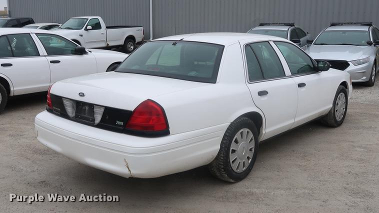 image for item EP9296 2011 Ford Crown Victoria Police Interceptor