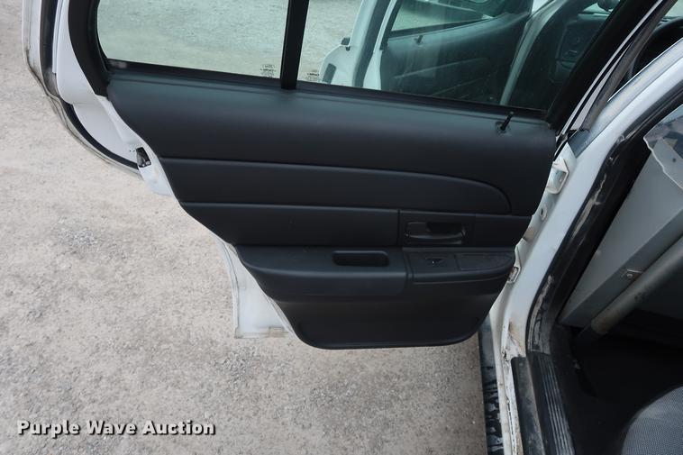 image for item EP9296 2011 Ford Crown Victoria Police Interceptor