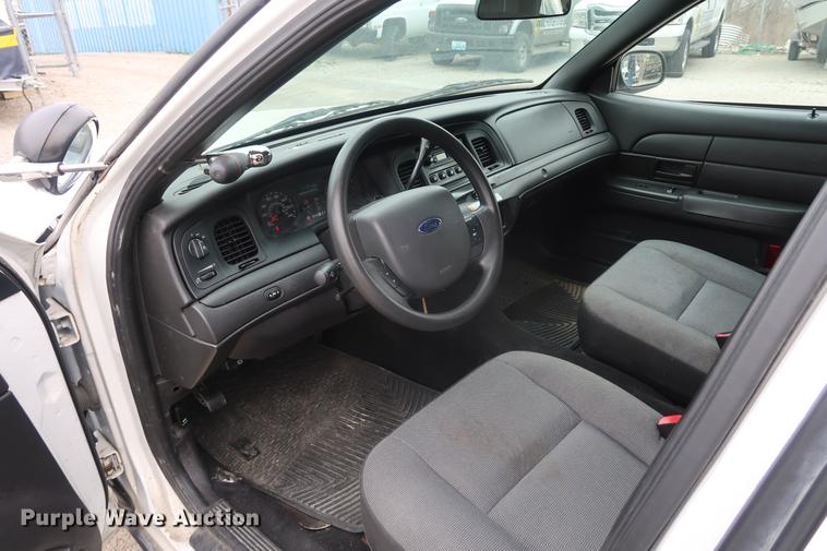 image for item EP9296 2011 Ford Crown Victoria Police Interceptor