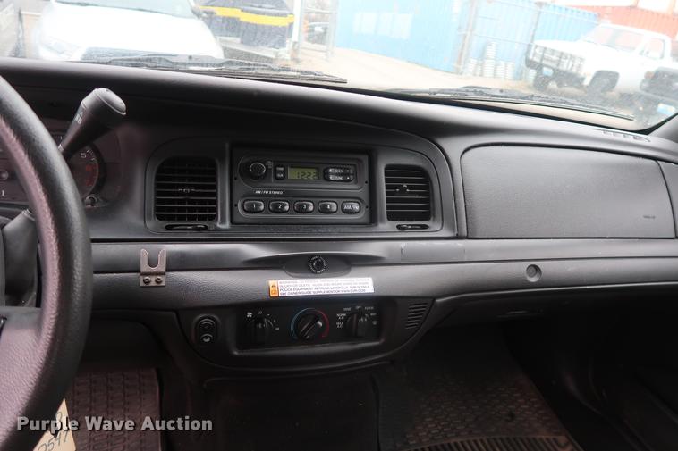 image for item EP9296 2011 Ford Crown Victoria Police Interceptor