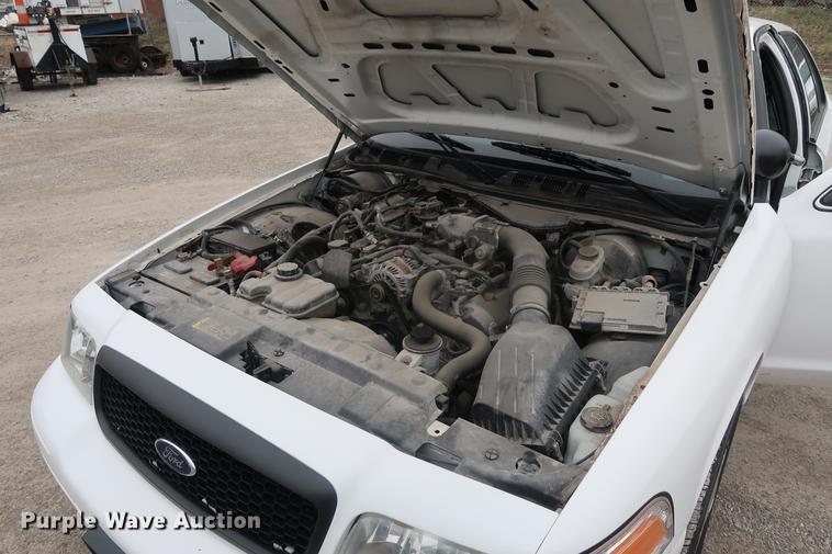 image for item EP9296 2011 Ford Crown Victoria Police Interceptor