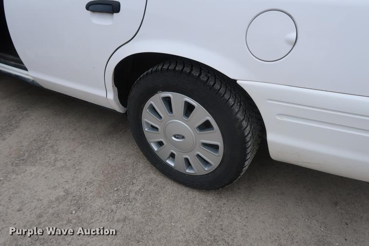 image for item EP9296 2011 Ford Crown Victoria Police Interceptor