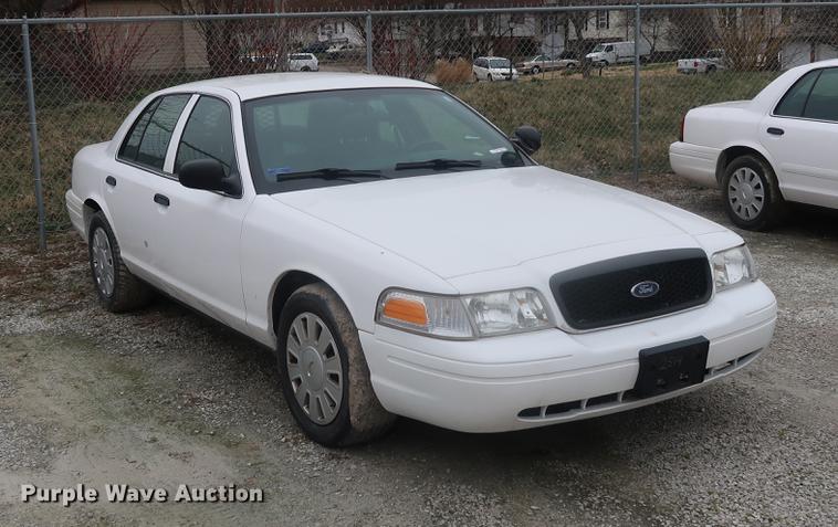 image for item EP9297 2008 Ford Crown Victoria Police Interceptor