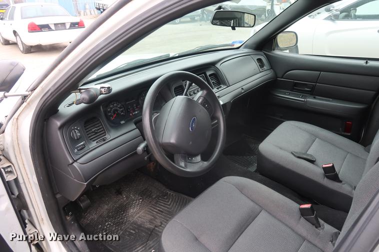 image for item EP9297 2008 Ford Crown Victoria Police Interceptor