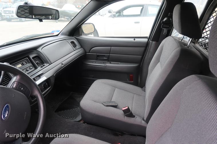 image for item EP9297 2008 Ford Crown Victoria Police Interceptor