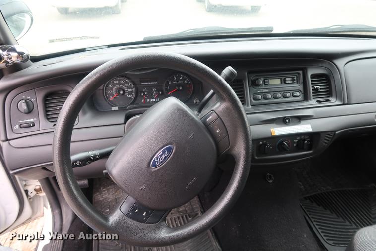 image for item EP9297 2008 Ford Crown Victoria Police Interceptor