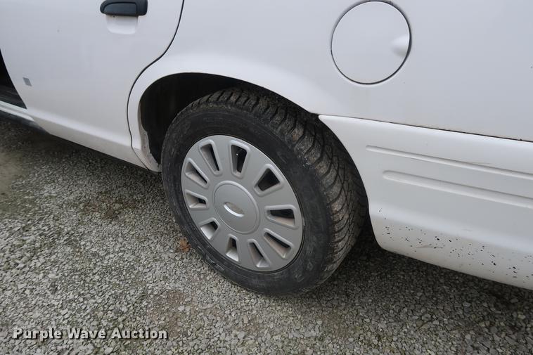 image for item EP9297 2008 Ford Crown Victoria Police Interceptor