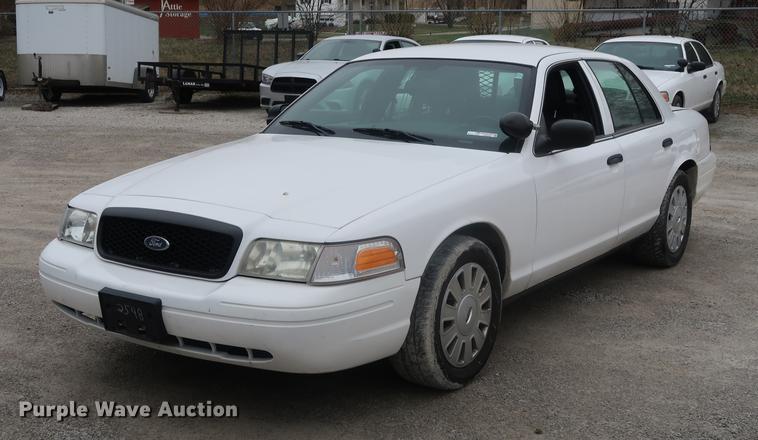 image for item EP9298 2011 Ford Crown Victoria Police Interceptor