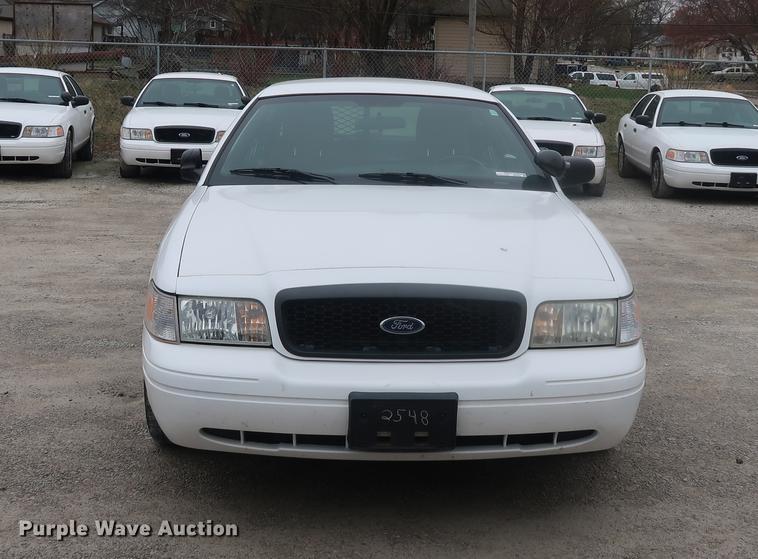 image for item EP9298 2011 Ford Crown Victoria Police Interceptor