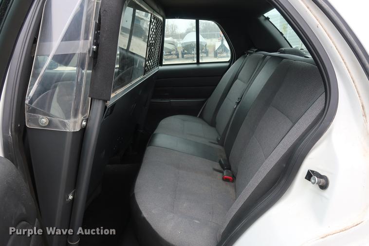 image for item EP9298 2011 Ford Crown Victoria Police Interceptor