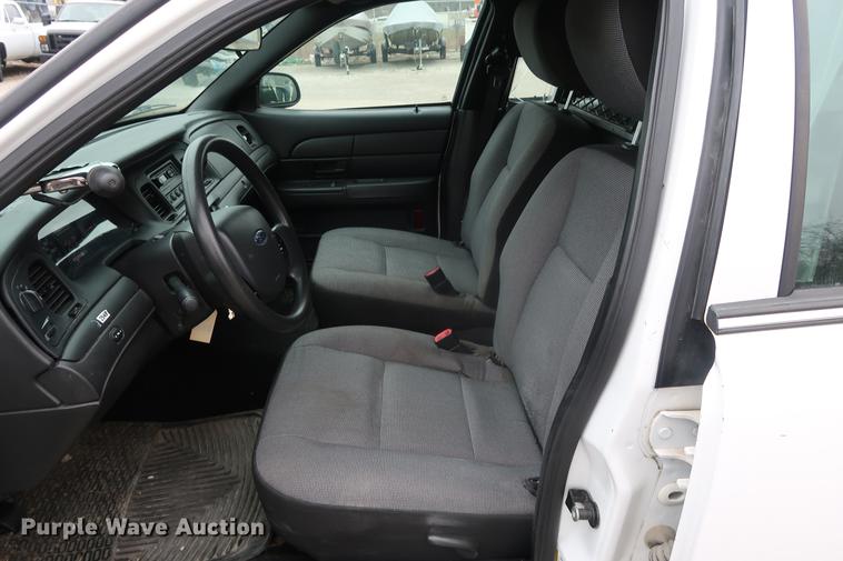 image for item EP9298 2011 Ford Crown Victoria Police Interceptor
