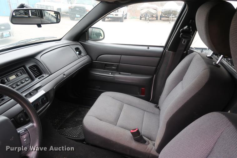 image for item EP9298 2011 Ford Crown Victoria Police Interceptor
