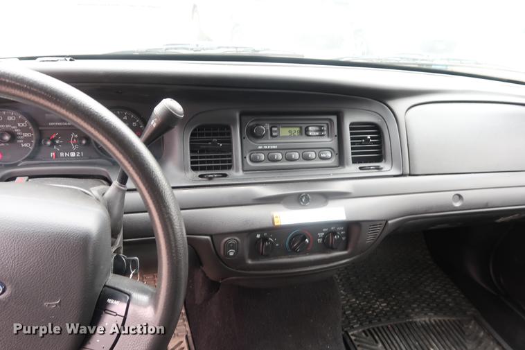 image for item EP9298 2011 Ford Crown Victoria Police Interceptor