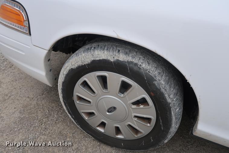 image for item EP9298 2011 Ford Crown Victoria Police Interceptor