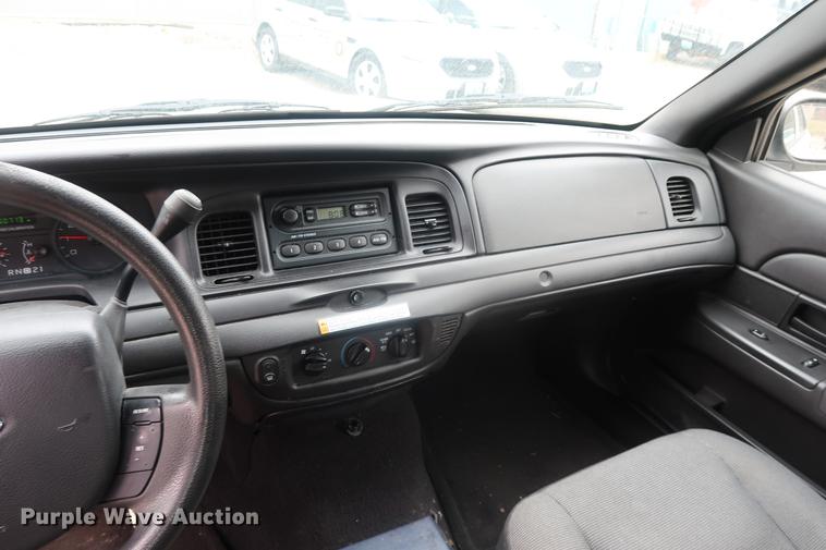 image for item EP9299 2008 Ford Crown Victoria Police Interceptor