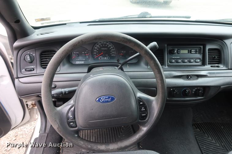 image for item EP9300 2003 Ford Crown Victoria Police Interceptor