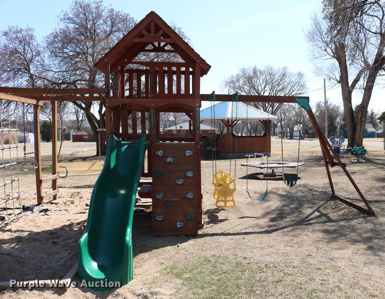 image for item EW9047 Wood playground set