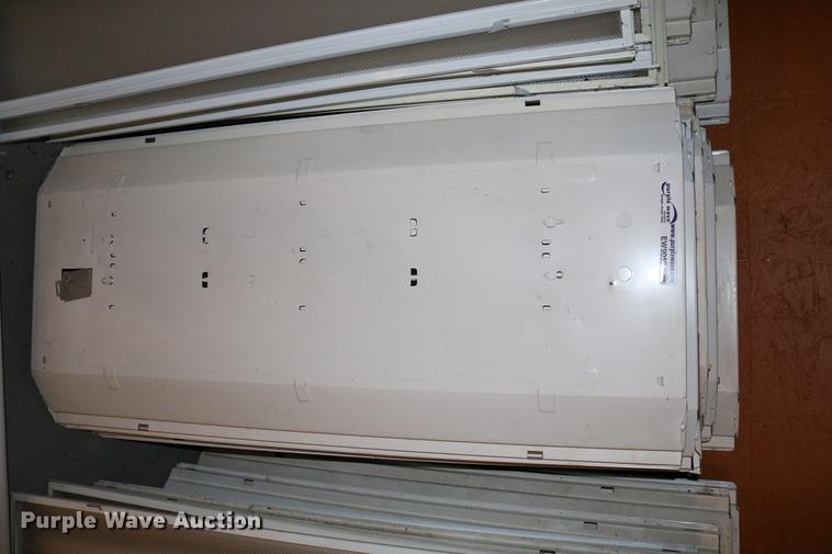 image for item EW9052 (13) fluorescent light fixtures