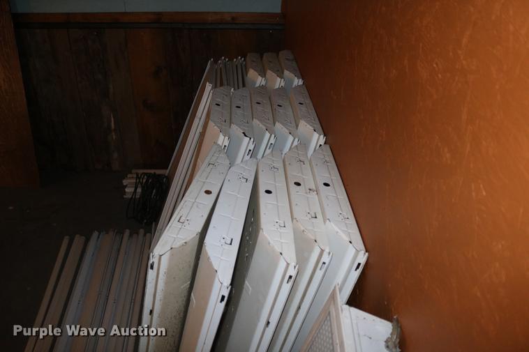 image for item EW9052 (13) fluorescent light fixtures