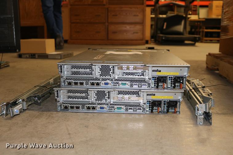image for item EW9073 (2) IBM 7945-AC1 servers
