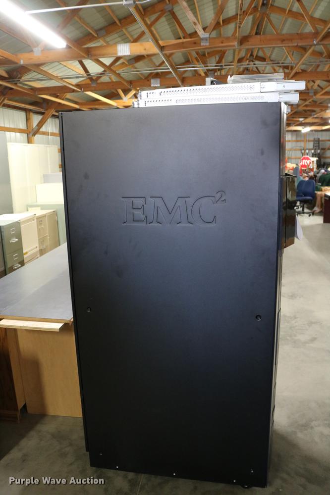 image for item EW9076 EMC VNX5300 server