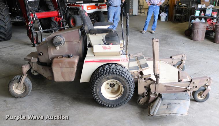 image for item EW9079 Grasshopper 722D2 ZTR lawn mower