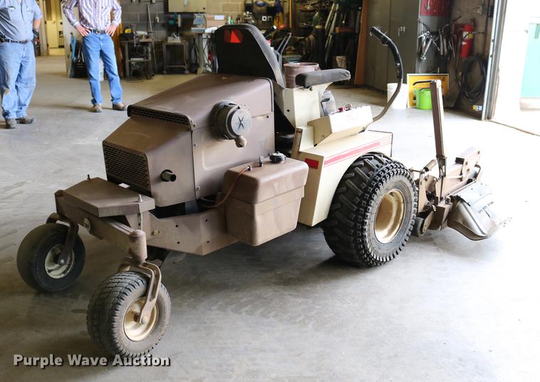 image for item EW9079 Grasshopper 722D2 ZTR lawn mower