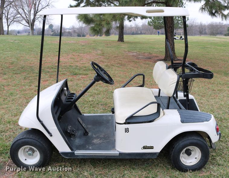 image for item EW9091 2000 EZ GO A300 golf cart