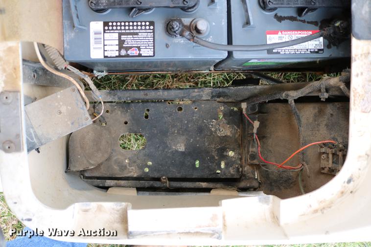 image for item EW9091 2000 EZ GO A300 golf cart