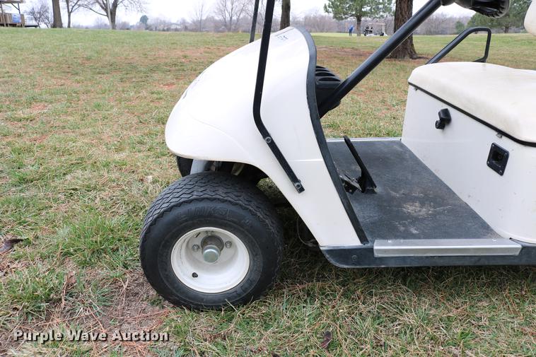 image for item EW9091 2000 EZ GO A300 golf cart
