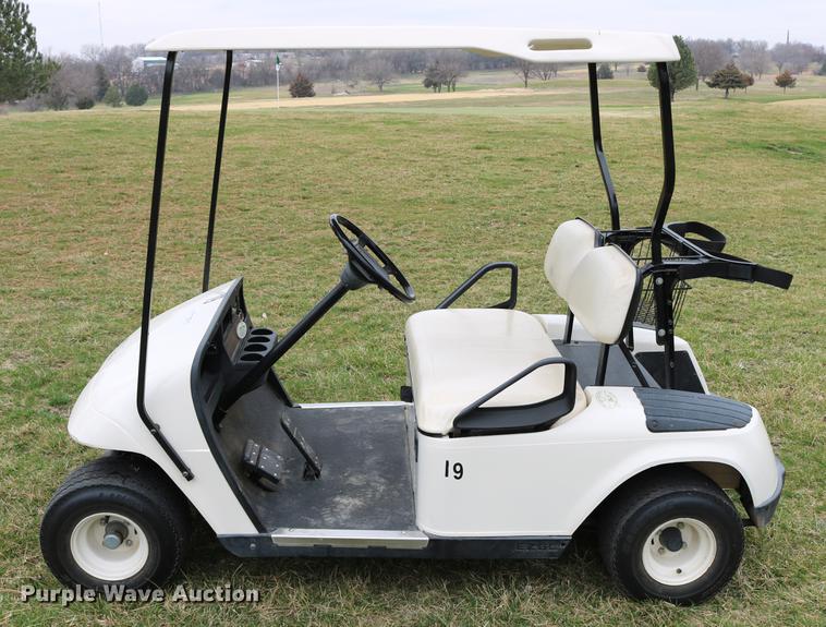 image for item EW9092 1997 EZ GO L1397 golf cart