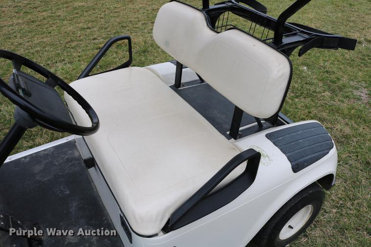image for item EW9092 1997 EZ GO L1397 golf cart