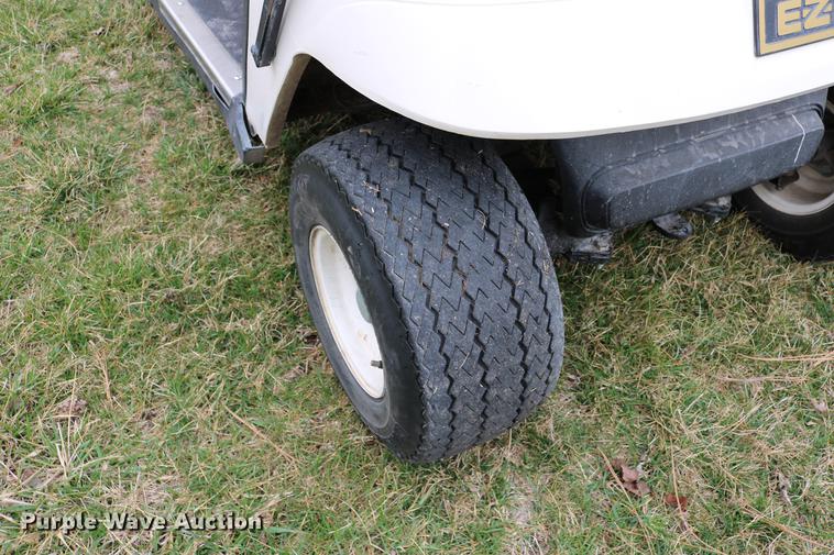 image for item EW9092 1997 EZ GO L1397 golf cart