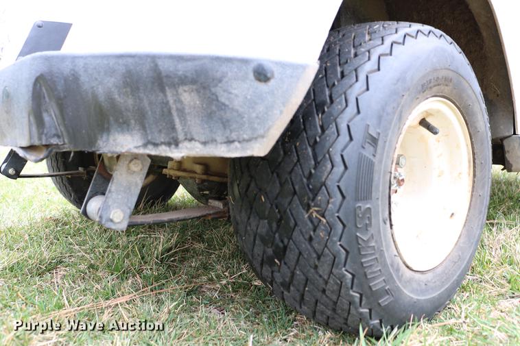 image for item EW9092 1997 EZ GO L1397 golf cart